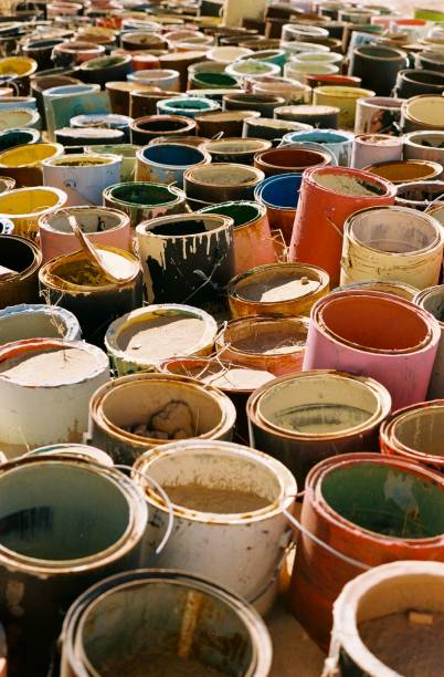 istock lots of paint 1430135680