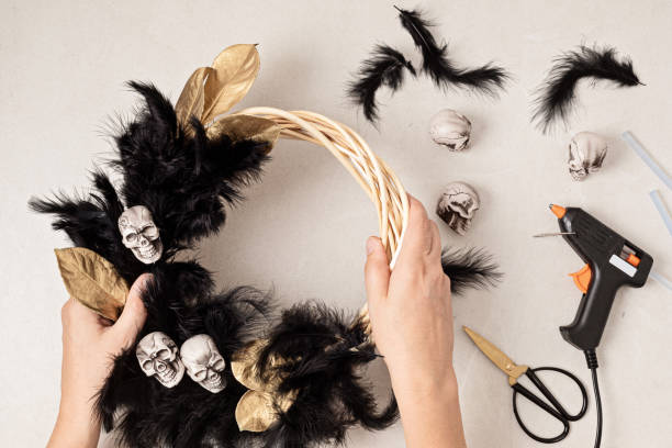 istock DIY handmade halloween wreath background 1430163263