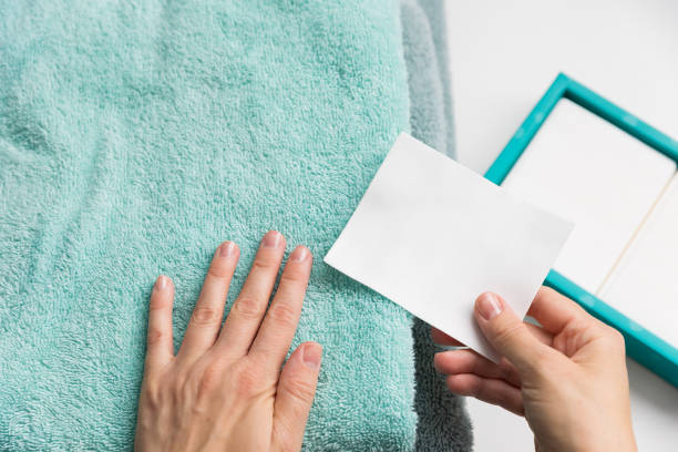 istock Woman holding a laudry sheet 1430166933