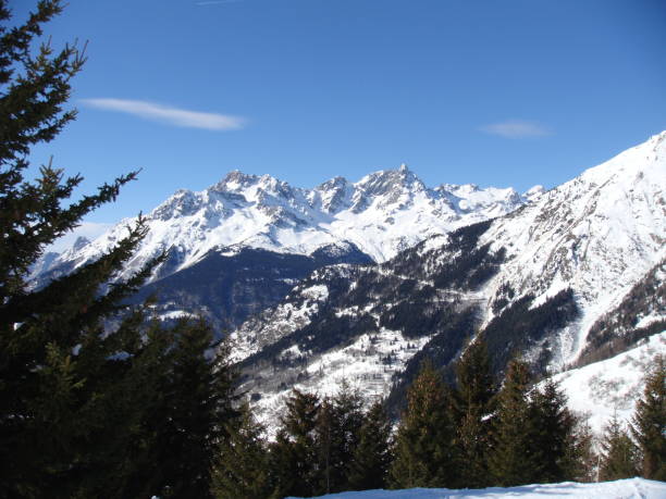 istock French Alps, Alpe d'Huez Grand Domaine 1430361872
