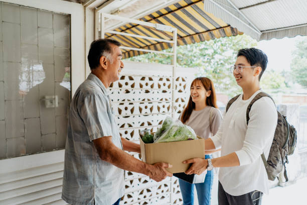 istock Social workers visit home of an elderly person 1430371881
