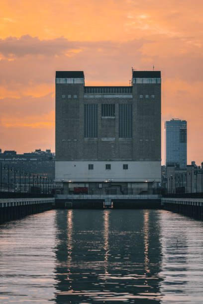 istock building architecture new York river pier marina 1430399112