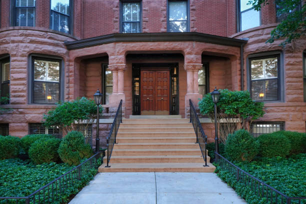 istock Front steps of old brownstone style apartment building 1430455965