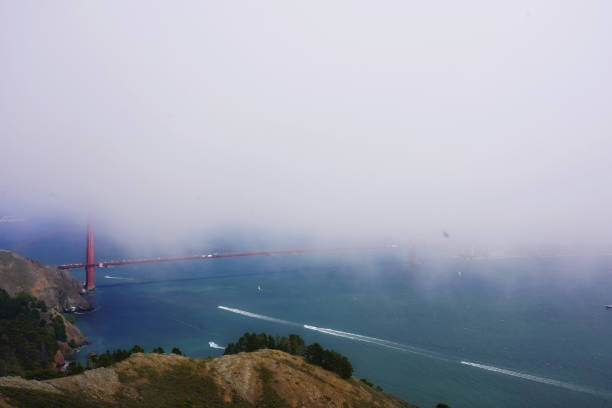 istock San Francisco in Fog 1430467106