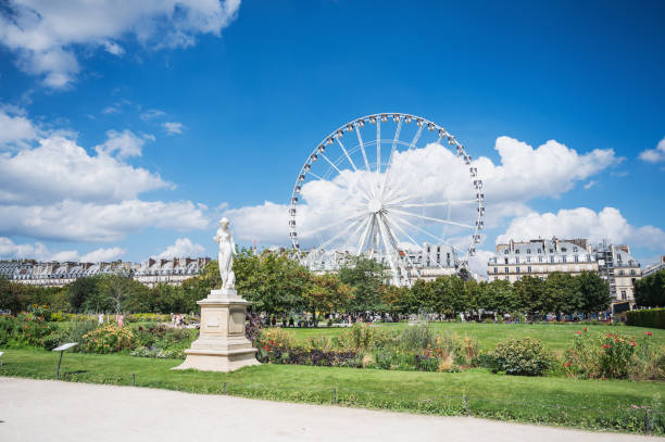 istock Big Ferris Wheel on Place de la Concorde in Paris 1430511181