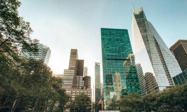 bryant park skyscraper in manhattan
