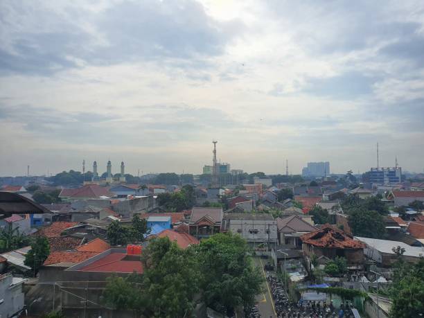 istock Outdoor view from hospital 1430793305