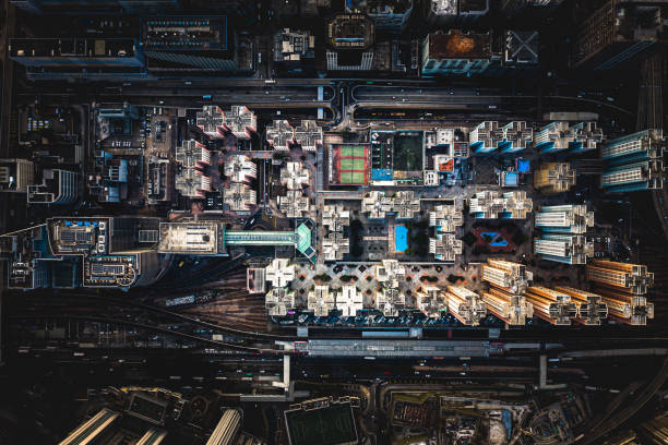 drone view of residential building in hong kong - kentsel dönüşüm stok fotoğraflar ve resimler