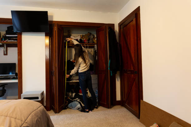 istock Receiving large package at front door from online order sequential 1430812470
