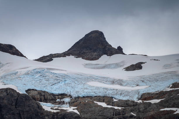istock Northwestern British Columbia Mountain Range 1430880390