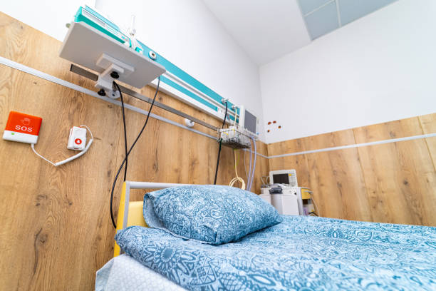 istock Modern hospital recovery room. Empty comfortable ward interior. 1430933403