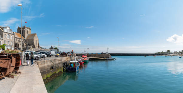 istock the pier in Barfleuer under blue sky 1430939112