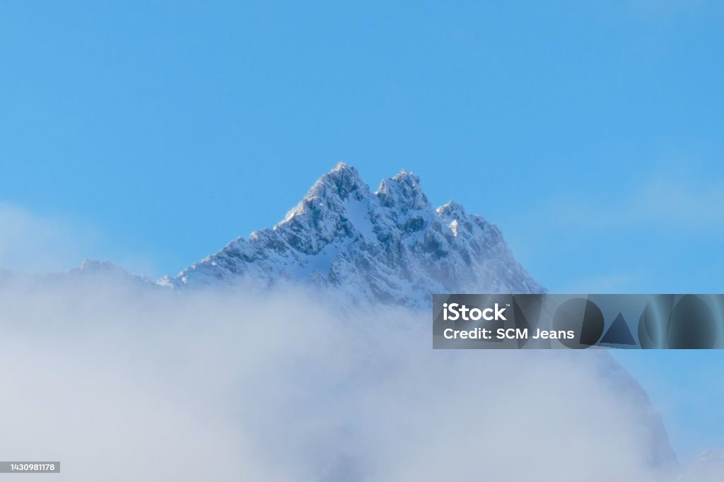 Remarkables On Spring Remarkable Clouds Stock Photo - Download Image Now - Cloud - Sky ...