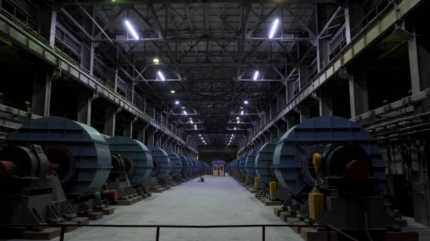 officina industriale o hangar sulla produzione di sistemi di ventilazione. sfondo astratto della fabbrica di lavorazione dei metalli con molte attrezzature e macchinari. background delle attrezzature di fabbrica o hangar - musica industrial foto e immagini stock