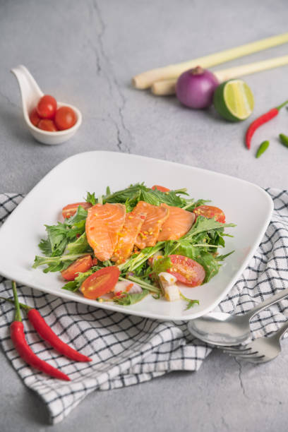istock Spicy Salmon Salad on plate 1431002985