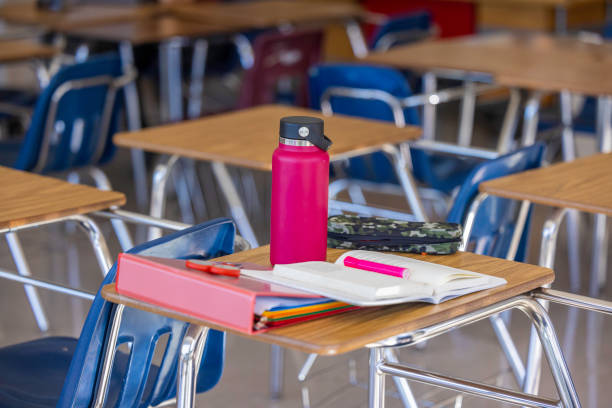 istock California High School School Supplies 1431095089