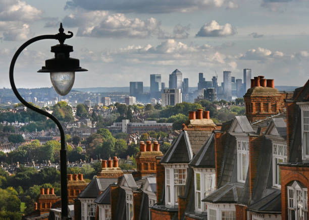 casas e escritórios de londres - tower hamlets - fotografias e filmes do acervo