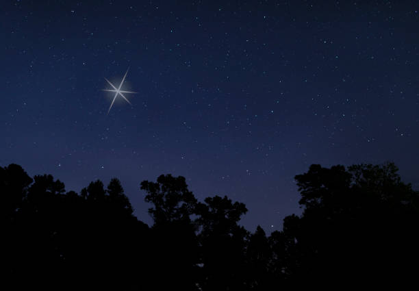 istock Bright star in the sky for the holidays 1431319659