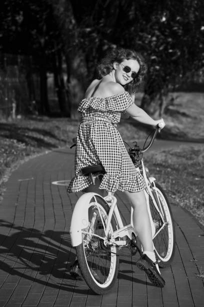 istock pretty girl cyclist 1431335702