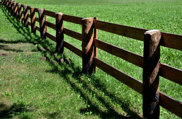 istock New fence in the lawn 1431374045