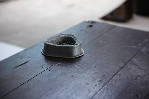istock ashtray for health quotes or cigarette products. 1431393951