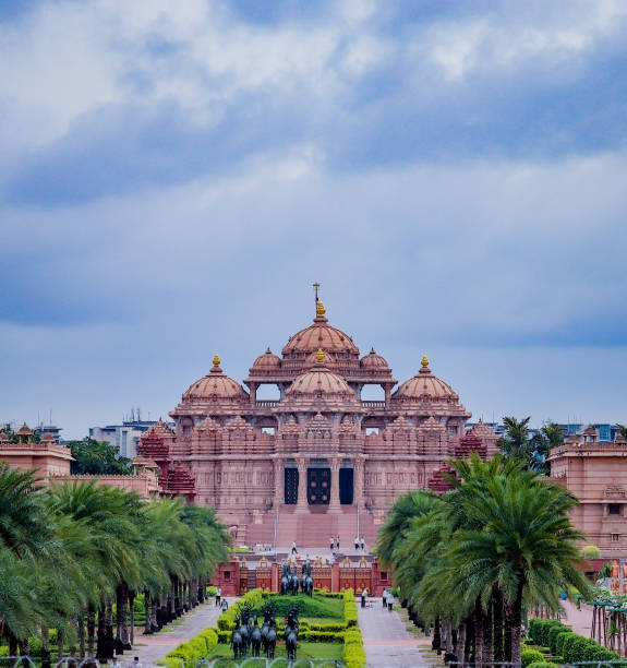 istock Akshardham Temple New Delhi 1431611263