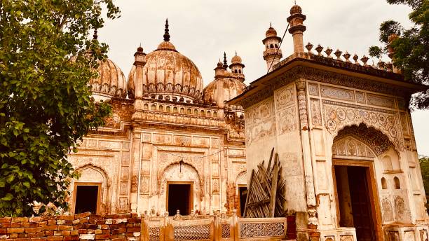 istock Mosque old mosque beautiful mosque post card photo 1431723405