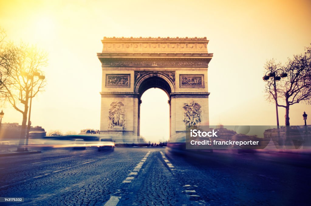 Rush-hour in der Arc de Triomphe in Paris - Lizenzfrei Auto Stock-Foto
