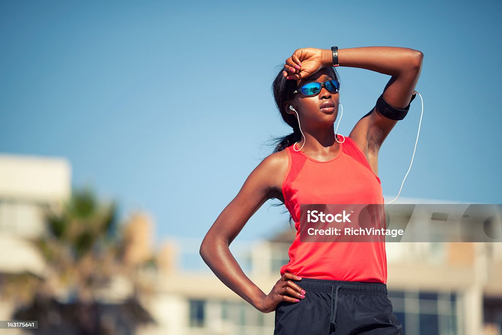 アフリカの女性ランナー - 熱さのロイヤリティフリーストックフォト