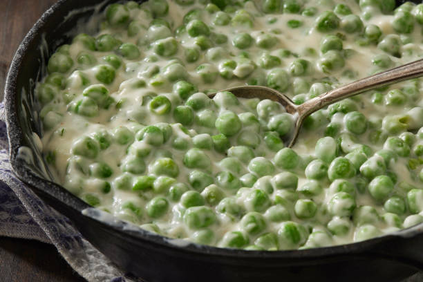 istock Fresh Creamed Green Peas 1431759055