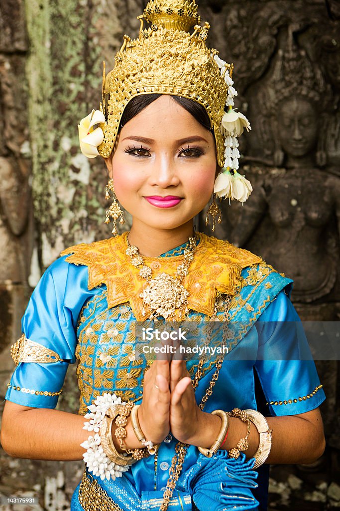 Apsara dançarino em Angkor Wat - Foto de stock de Adulto royalty-free