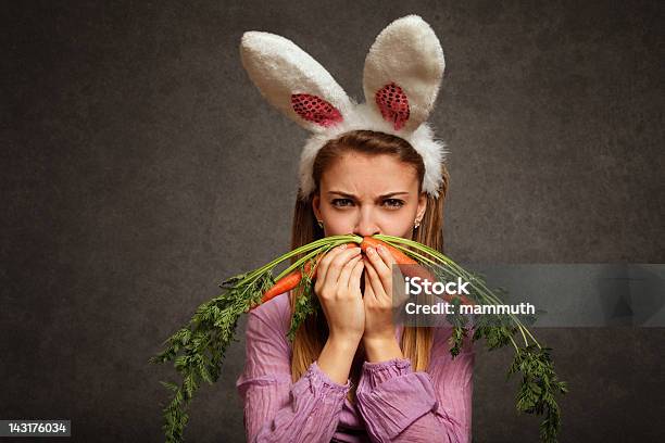 Foto de Coelhinho Com Palitos De Bigode e mais fotos de stock de Bigode - Bigode, Etnia caucasiana, 16-17 Anos