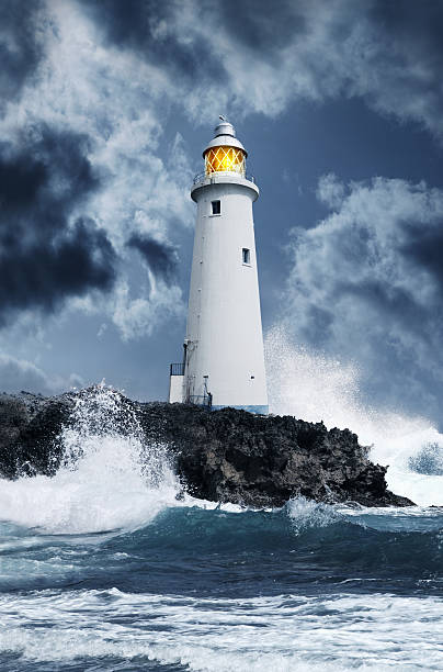 маяк в шторм - storm lighthouse cloudscape sea стоковые фото и изображения