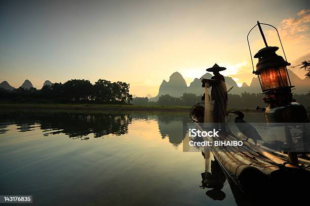 漓江の漁師 - 自然の景観のストックフォトや画像を多数ご用意 - 自然の景観, アジア大陸, 風景