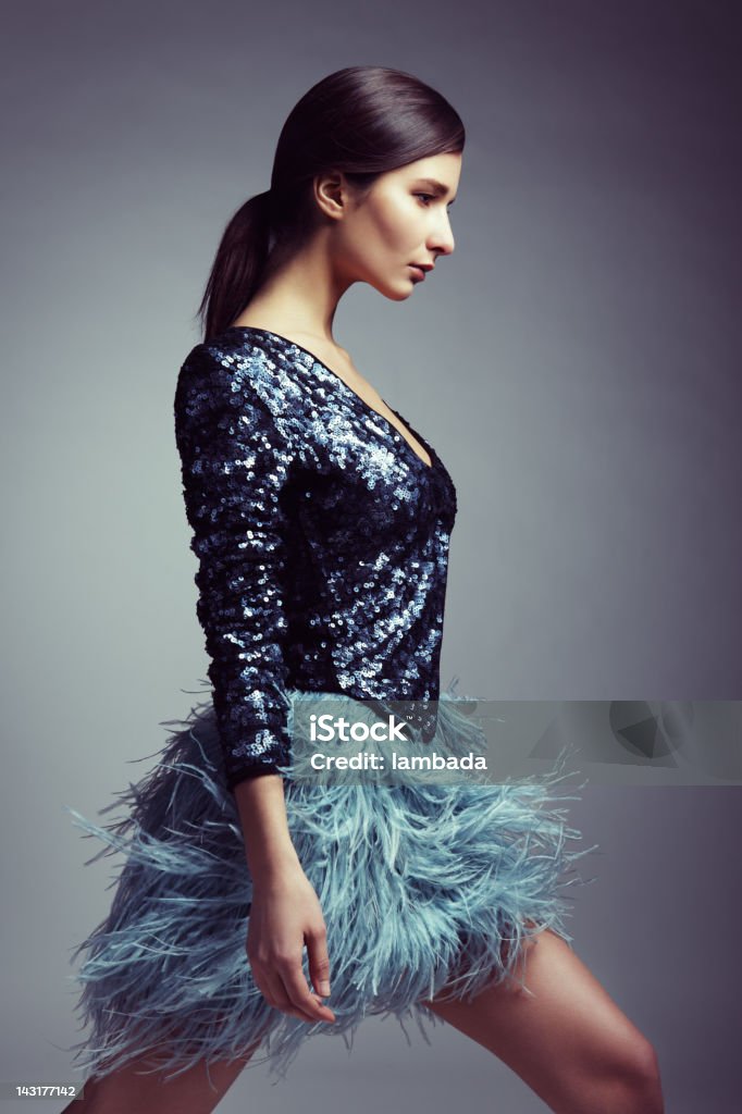 Mulher bonita em roupas de moda - Foto de stock de Vestido royalty-free