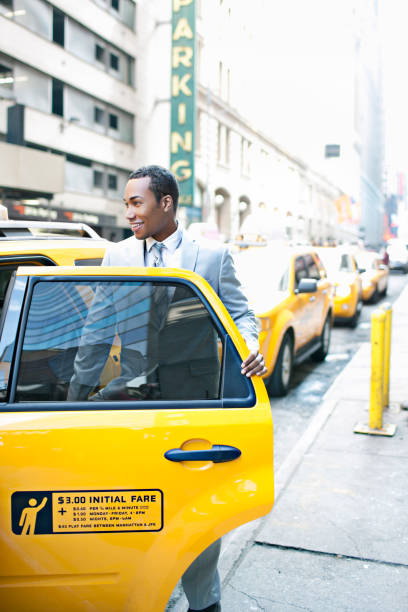 istock New York taxi rush 143177230