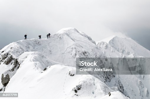 istock high altitude mountaineering 143177719