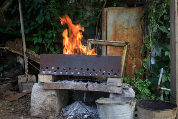 istock a fire in an old brazier in a dump of things 1431785927