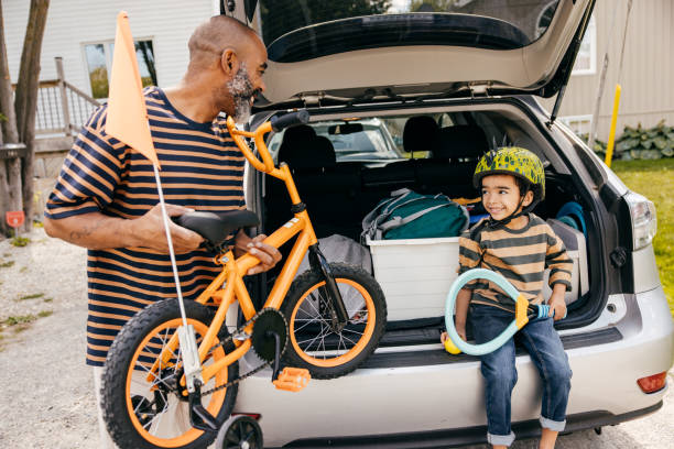 istock Going to bike adventure with dad 1431797767
