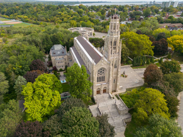 istock Aerial view of a cathedral 1431848003