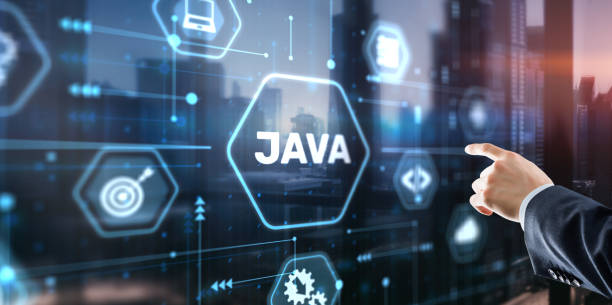 hombre de negocios hace clic en el concepto de aplicación del lenguaje de programación java en la pantalla virtual - java fotografías e imágenes de stock