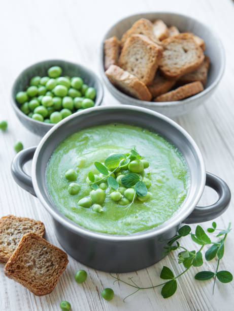 istock Fresh vegetable soup made of green peas 1431912481