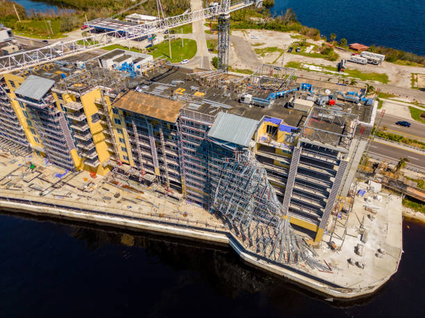 Sunseeker Resort Charlotte Harbor crane collapse from Hurricane Ian heavy winds Port Charlotte, FL, USA - October 8, 2022: Sunseeker Resort Charlotte Harbor crane collapse from Hurricane Ian heavy winds hurricane ian stock pictures, royalty-free photos & images