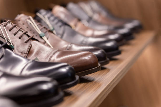 istock Leather shoes were lined up on the store shelves. 1432002670