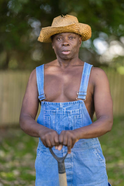 istock Labourer in the garden with his shovel 1432008727