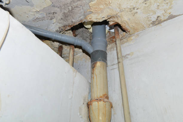 istock Interior of apartment with materials during on the renovation and construction 1432021414