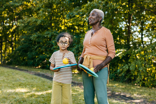 istock Mind-boosting activities for seniors and grandkids 1432058928