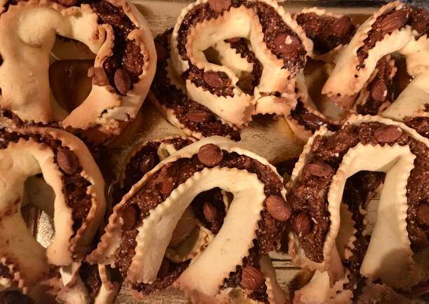 istock Italy - Sicily - old sicilian biscuit called Buccellati 1432120851