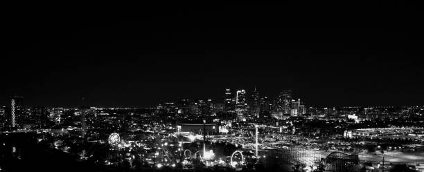 istock Denver Urban Skyline in Black and White 1432151921