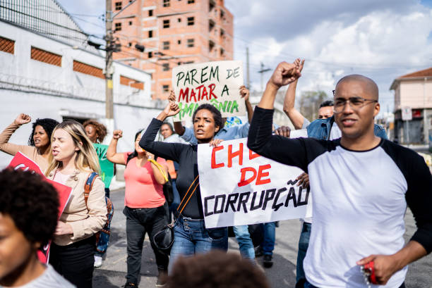 istock Brazilian people protesting against corruption outdoors 1432212112